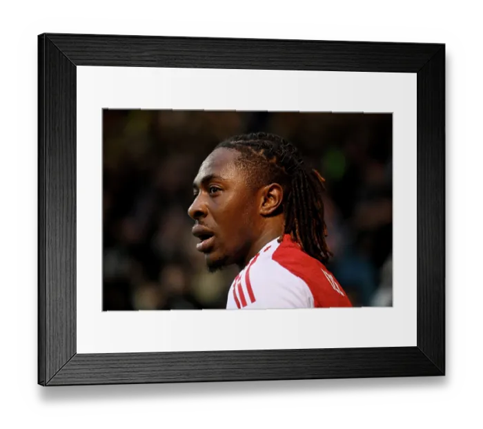 Framed Print : Portsmouth v Arsenal - Emirates FA Cup Third Round