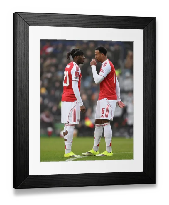 Framed Print : Portsmouth v Arsenal - Emirates FA Cup Third Round