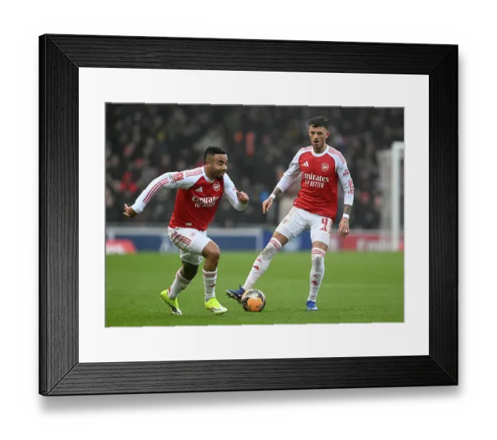 Framed Print : Portsmouth v Arsenal - Emirates FA Cup Third Round