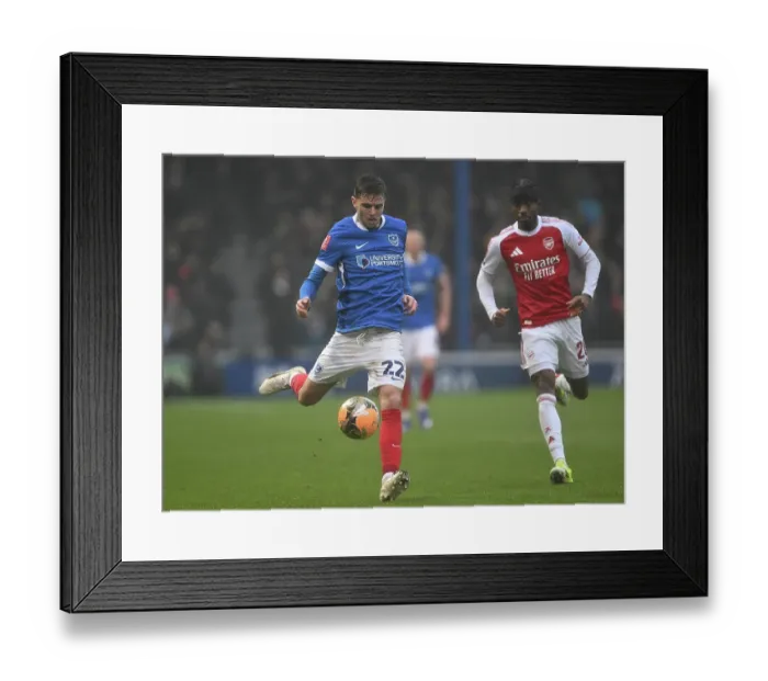 Framed Print : Portsmouth v Arsenal - Emirates FA Cup Third Round Framed Print : Portsmouth v Arsenal - Emirates FA Cup Third Round
