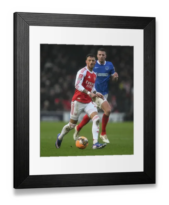 Framed Print : Portsmouth v Arsenal - Emirates FA Cup Third Round Framed Print : Portsmouth v Arsenal - Emirates FA Cup Third Round