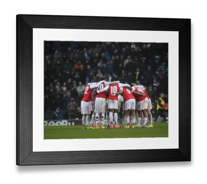 Framed Print : Portsmouth v Arsenal - Emirates FA Cup Third Round