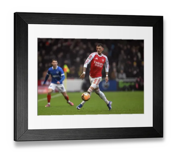 Framed Print : Portsmouth v Arsenal - Emirates FA Cup Third Round Framed Print : Portsmouth v Arsenal - Emirates FA Cup Third Round