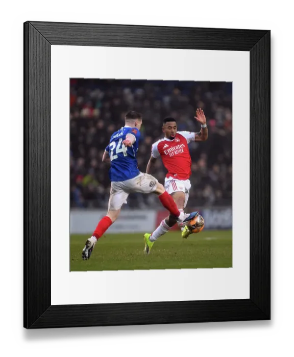 Framed Print : Portsmouth v Arsenal - Emirates FA Cup Third Round