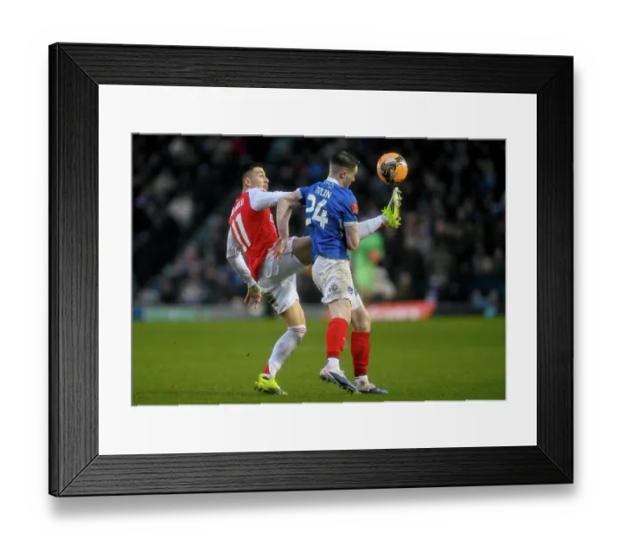 Framed Print : Portsmouth v Arsenal - Emirates FA Cup Third Round