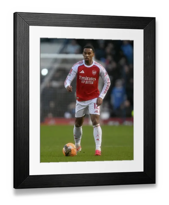 Framed Print : Portsmouth v Arsenal - Emirates FA Cup Third Round Framed Print : Portsmouth v Arsenal - Emirates FA Cup Third Round