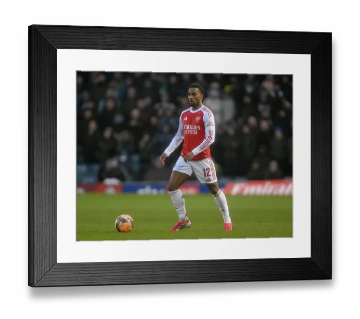 Framed Print : Portsmouth v Arsenal - Emirates FA Cup Third Round Framed Print : Portsmouth v Arsenal - Emirates FA Cup Third Round