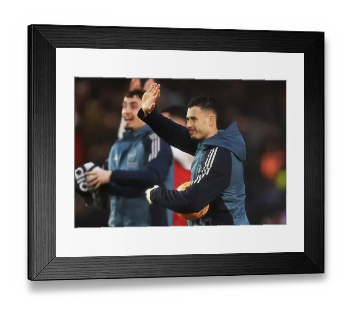 Framed Print : Portsmouth v Arsenal - Emirates FA Cup Third Round