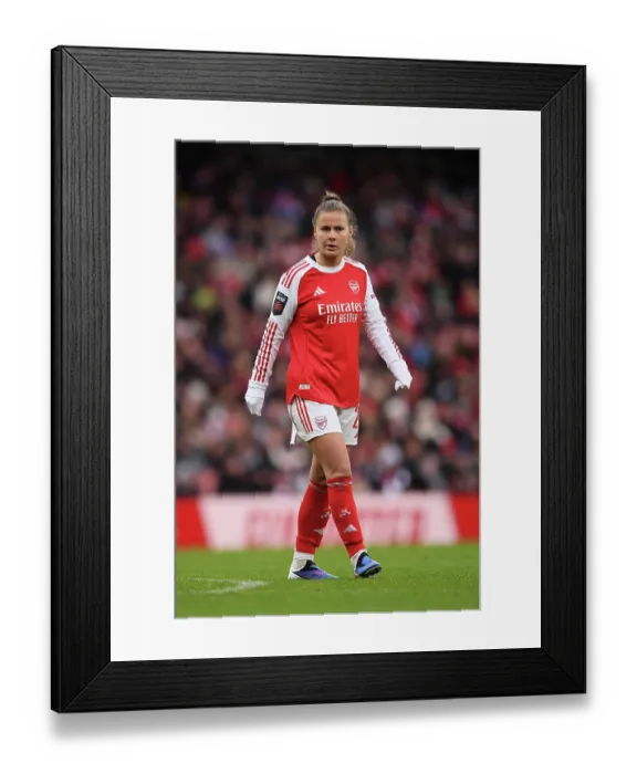 Framed Print : Arsenal v Manchester United - Barclays Women's Super League Arsenal v Manchester United - Barclays Women's Super League Framed Print : Arsenal v Manchester United - Barclays Women's Super League Arsenal v Manchester United - Barclays Women's Super League