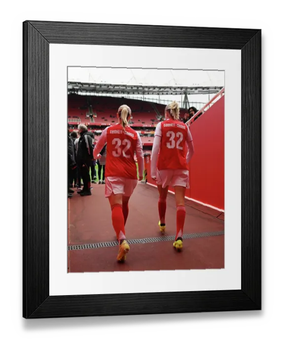 Framed Print : Arsenal v Manchester United - Barclays Women's Super League