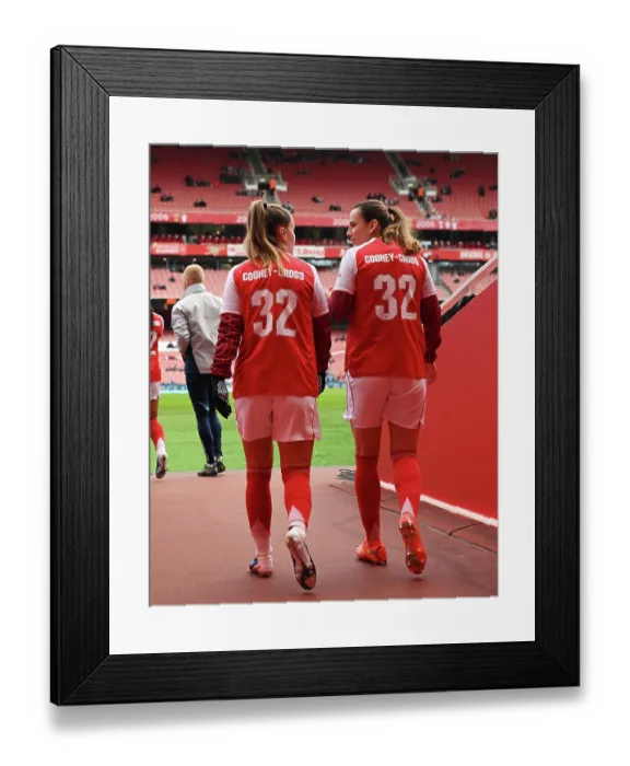 Framed Print : Arsenal v Manchester United - Barclays Women's Super League Framed Print : Arsenal v Manchester United - Barclays Women's Super League
