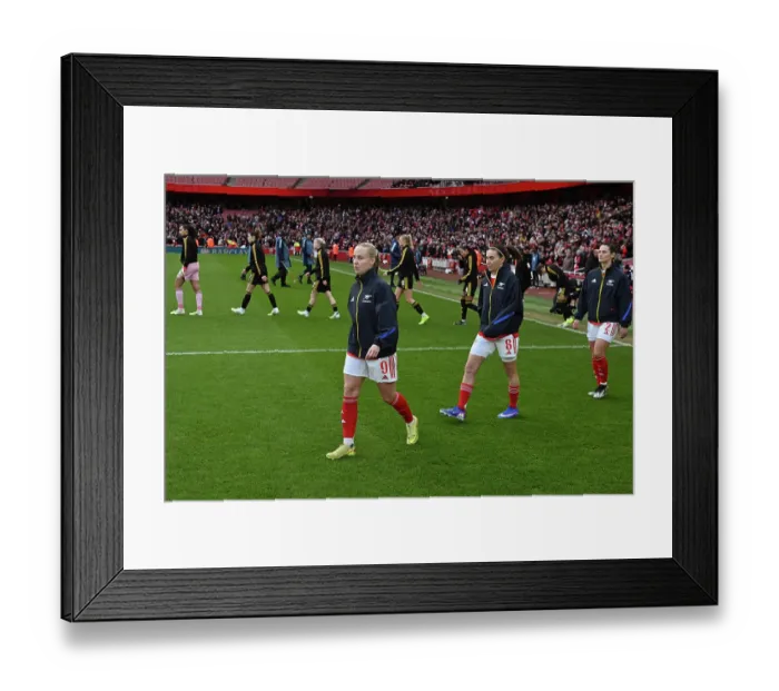 Framed Print : Arsenal v Manchester United - Barclays Women's Super League