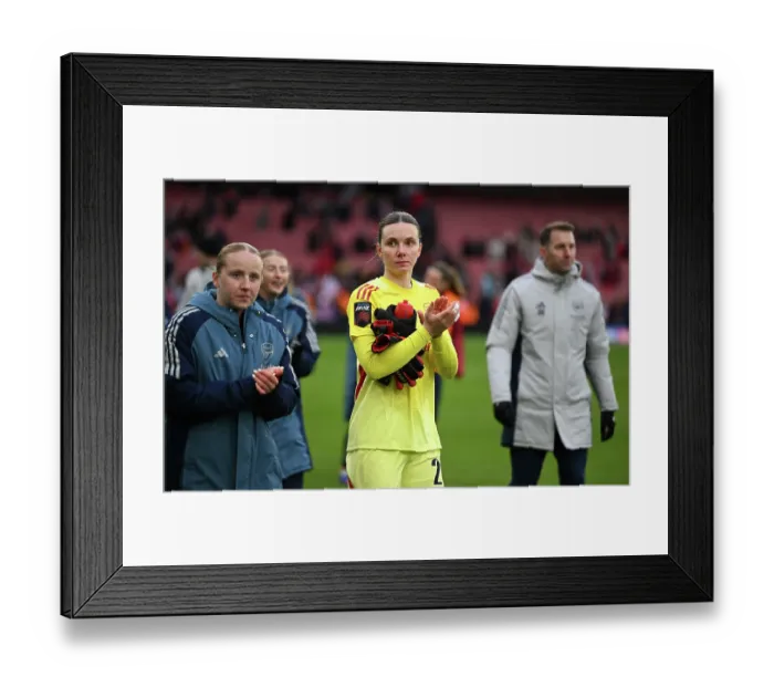 Framed Print : Arsenal v Manchester United - Barclays Women's Super League Arsenal v Manchester United - Barclays Women's Super League Framed Print : Arsenal v Manchester United - Barclays Women's Super League Arsenal v Manchester United - Barclays Women's Super League