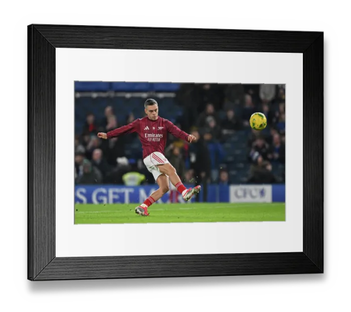 Framed Print : Chelsea v Arsenal - Carabao Cup Semi Final First Leg Framed Print : Chelsea v Arsenal - Carabao Cup Semi Final First Leg