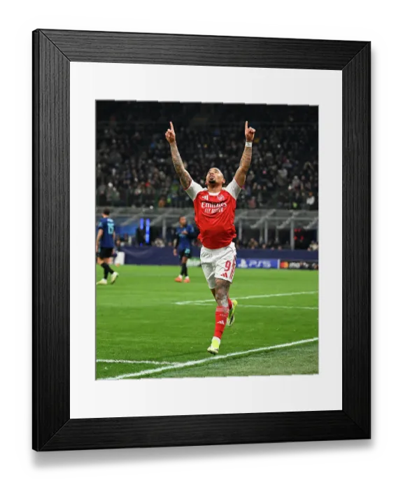 Framed Print : FC Internazionale Milano v Arsenal FC - UEFA Champions League 2025 / 26 League Phase MD7