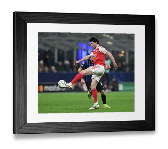 Framed Print : FC Internazionale Milano v Arsenal FC - UEFA Champions League 2025 / 26 League Phase MD7 Framed Print : FC Internazionale Milano v Arsenal FC - UEFA Champions League 2025 / 26 League Phase MD7