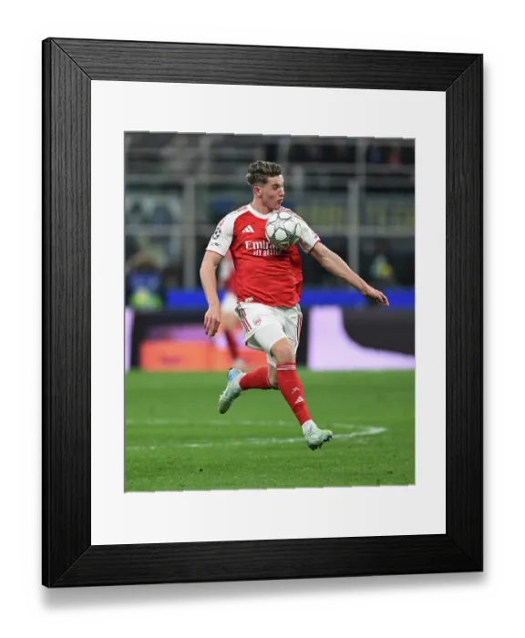 Framed Print : FC Internazionale Milano v Arsenal FC - UEFA Champions League 2025 / 26 League Phase MD7