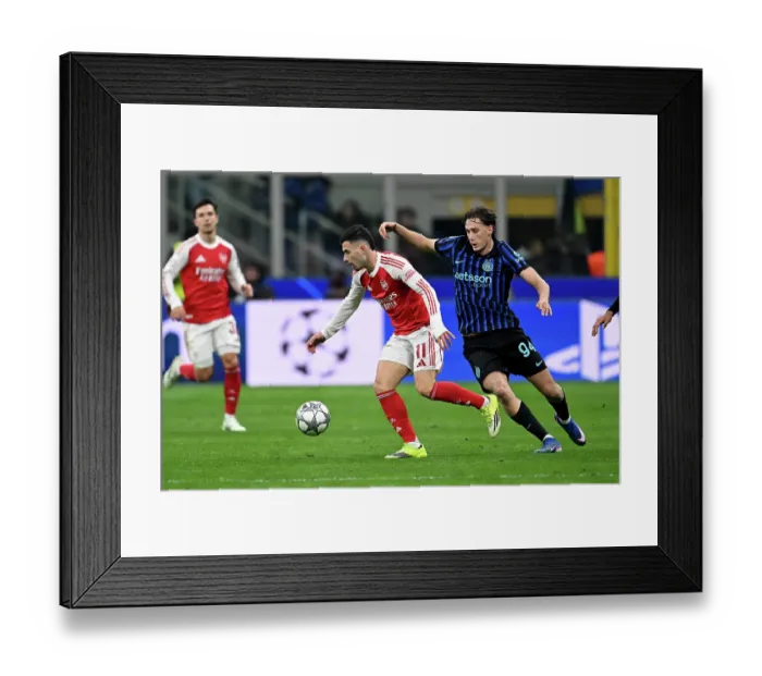 Framed Print : FC Internazionale Milano v Arsenal FC - UEFA Champions League 2025 / 26 League Phase MD7 Framed Print : FC Internazionale Milano v Arsenal FC - UEFA Champions League 2025 / 26 League Phase MD7