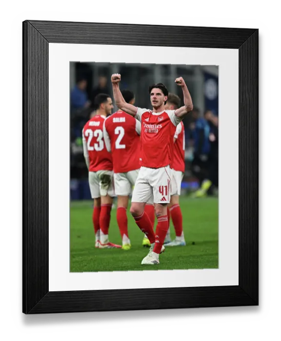 Framed Print : FC Internazionale Milano v Arsenal FC - UEFA Champions League 2025 / 26 League Phase MD7