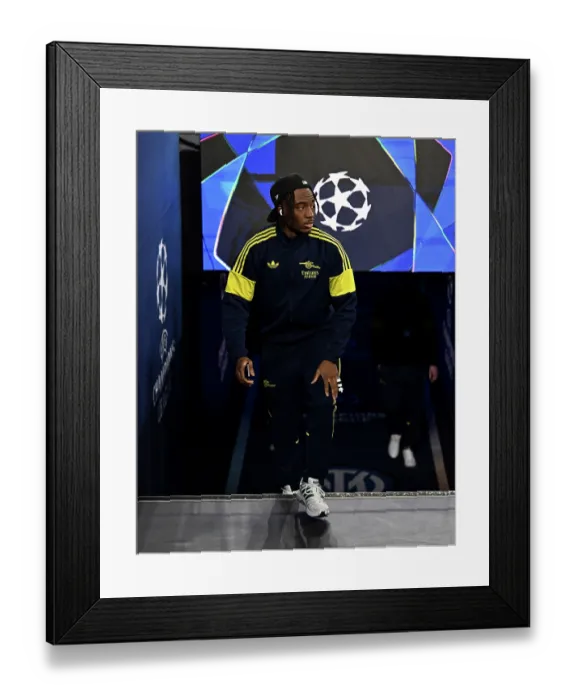 Framed Print : FC Internazionale Milano v Arsenal FC - UEFA Champions League 2025 / 26 League Phase MD7 Framed Print : FC Internazionale Milano v Arsenal FC - UEFA Champions League 2025 / 26 League Phase MD7