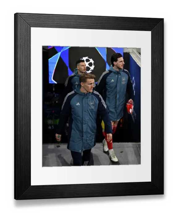Framed Print : FC Internazionale Milano v Arsenal FC - UEFA Champions League 2025 / 26 League Phase MD7 Framed Print : FC Internazionale Milano v Arsenal FC - UEFA Champions League 2025 / 26 League Phase MD7