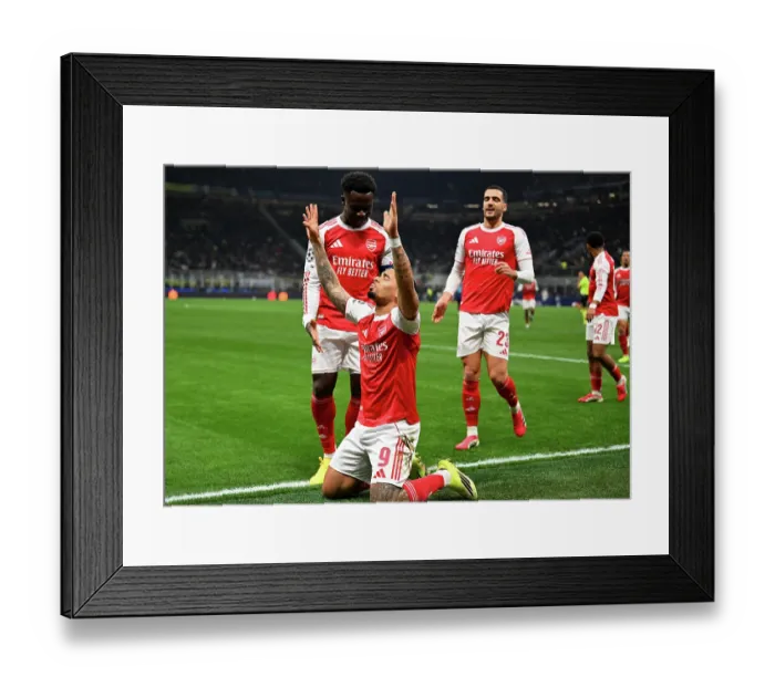 Framed Print : FC Internazionale Milano v Arsenal FC - UEFA Champions League 2025 / 26 League Phase MD7