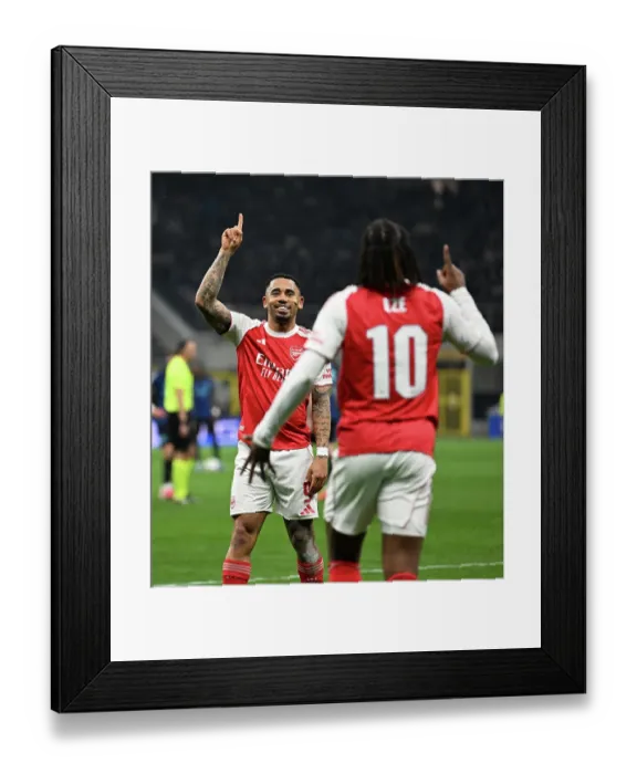 Framed Print : FC Internazionale Milano v Arsenal FC - UEFA Champions League 2025 / 26 League Phase MD7