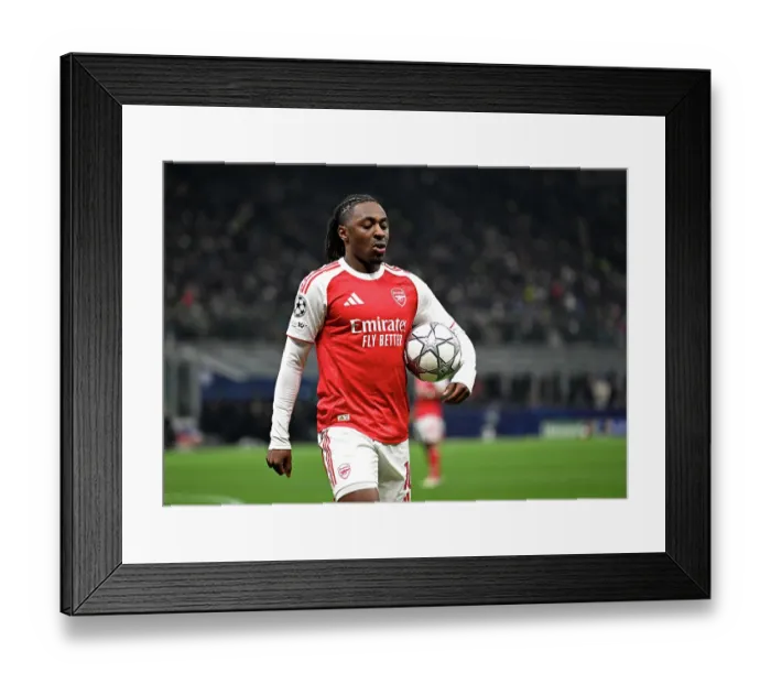 Framed Print : FC Internazionale Milano v Arsenal FC - UEFA Champions League 2025 / 26 League Phase MD7 Framed Print : FC Internazionale Milano v Arsenal FC - UEFA Champions League 2025 / 26 League Phase MD7