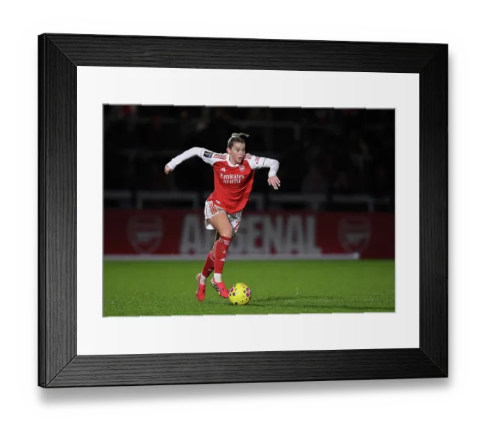 Framed Print : Arsenal v Manchester United - Subway Women's League Cup Semi Final Arsenal v Manchester United - Subway Women's League Cup Semi Final Framed Print : Arsenal v Manchester United - Subway Women's League Cup Semi Final Arsenal v Manchester United - Subway Women's League Cup Semi Final
