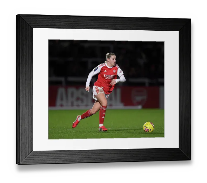 Framed Print : Arsenal v Manchester United - Subway Women's League Cup Semi Final Arsenal v Manchester United - Subway Women's League Cup Semi Final Framed Print : Arsenal v Manchester United - Subway Women's League Cup Semi Final Arsenal v Manchester United - Subway Women's League Cup Semi Final
