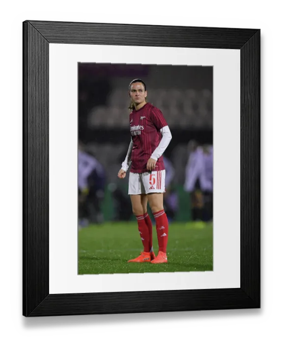 Framed Print : Arsenal v Manchester United - Subway Women's League Cup Semi Final Arsenal v Manchester United - Subway Women's League Cup Semi Final Framed Print : Arsenal v Manchester United - Subway Women's League Cup Semi Final Arsenal v Manchester United - Subway Women's League Cup Semi Final