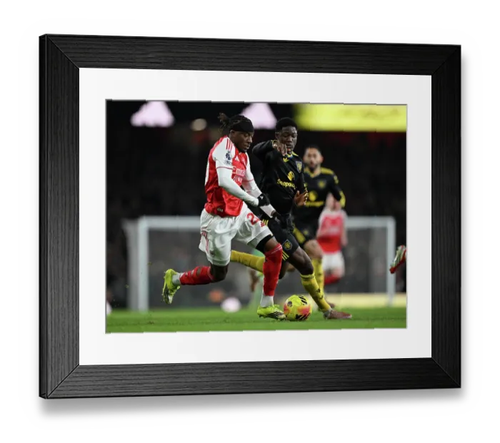 Framed Print : Arsenal v Manchester United - Premier League