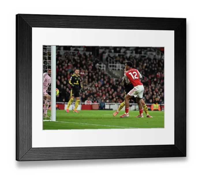 Framed Print : Arsenal v Manchester United - Premier League