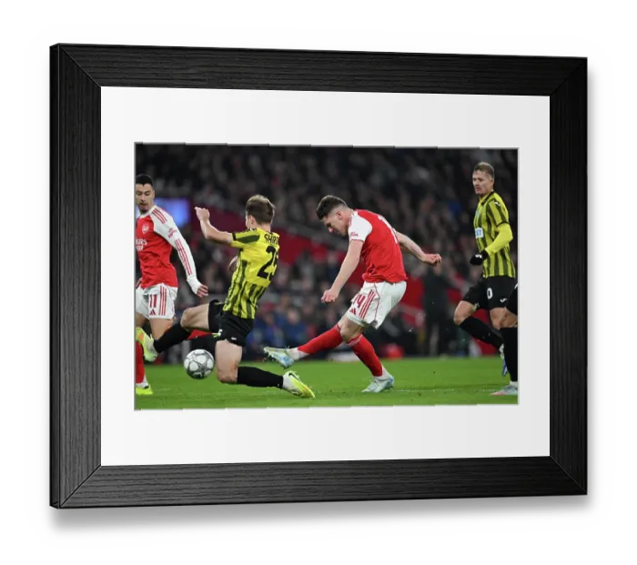 Framed Print : Arsenal FC v FC Kairat Almaty - UEFA Champions League 2025 / 26 League Phase MD8