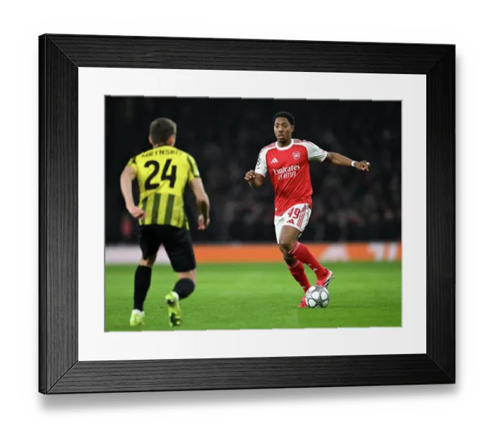 Framed Print : Arsenal FC v FC Kairat Almaty - UEFA Champions League 2025 / 26 League Phase MD8 Framed Print : Arsenal FC v FC Kairat Almaty - UEFA Champions League 2025 / 26 League Phase MD8