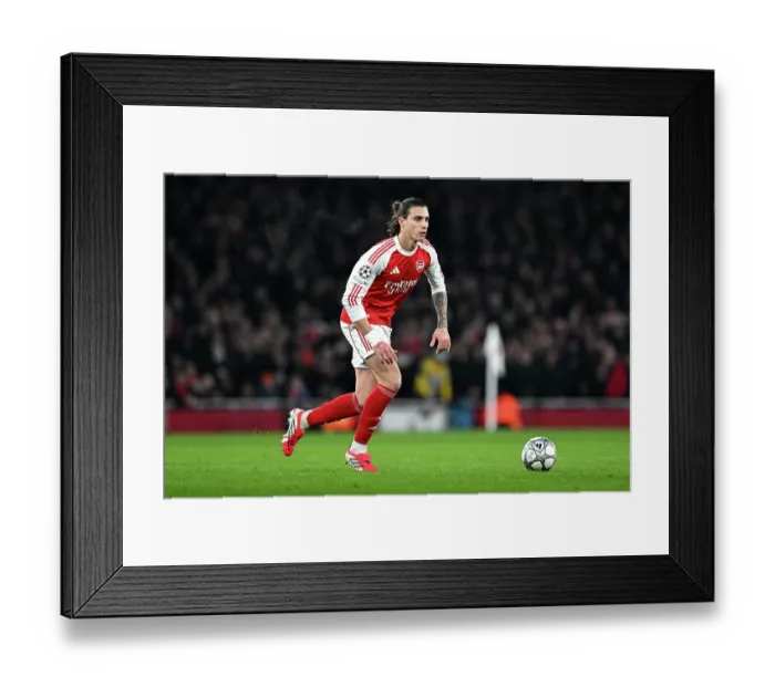 Framed Print : Arsenal FC v FC Kairat Almaty - UEFA Champions League 2025 / 26 League Phase MD8