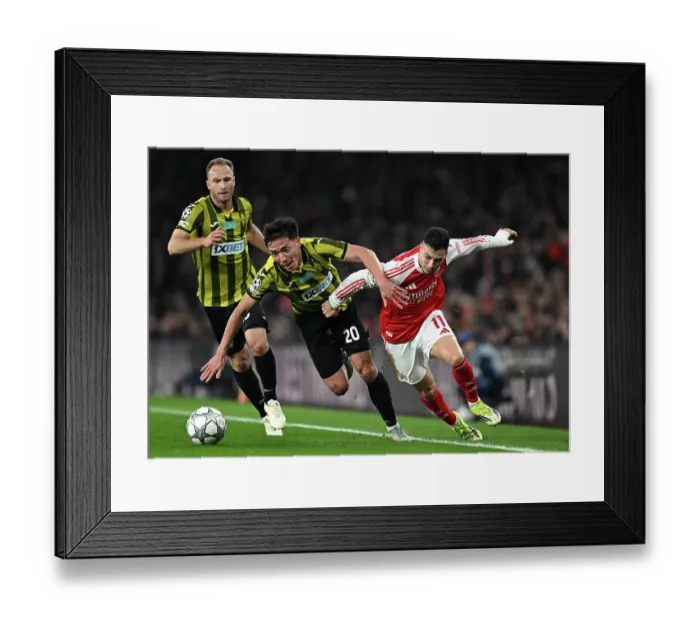 Framed Print : Arsenal FC v FC Kairat Almaty - UEFA Champions League 2025 / 26 League Phase MD8