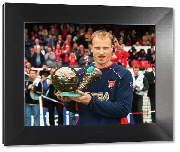 Dennis Bergkamp with the ITV goal of the season award (for his goal against Newcastle United in the