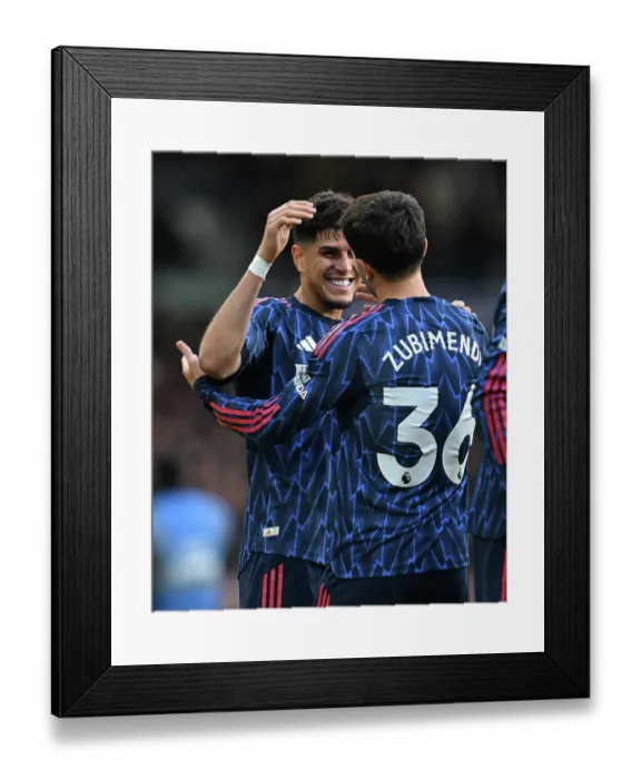 Framed Print : Leeds United v Arsenal - Premier League