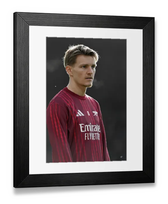 Framed Print : Leeds United v Arsenal - Premier League