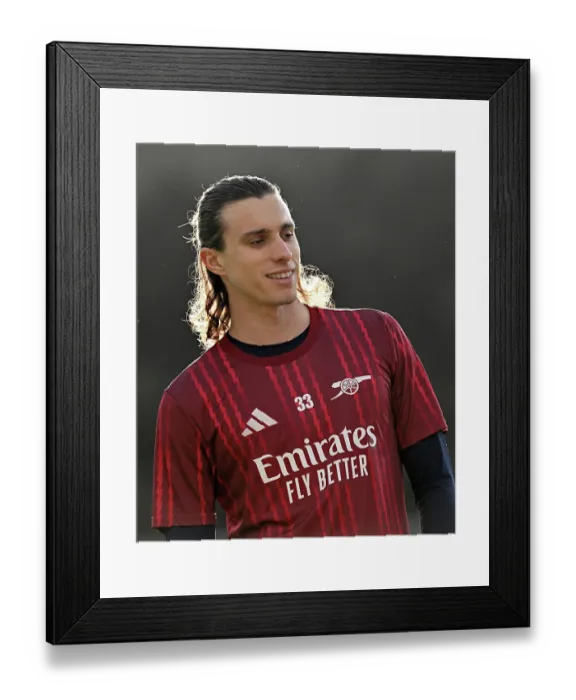 Framed Print : Leeds United v Arsenal - Premier League Framed Print : Leeds United v Arsenal - Premier League