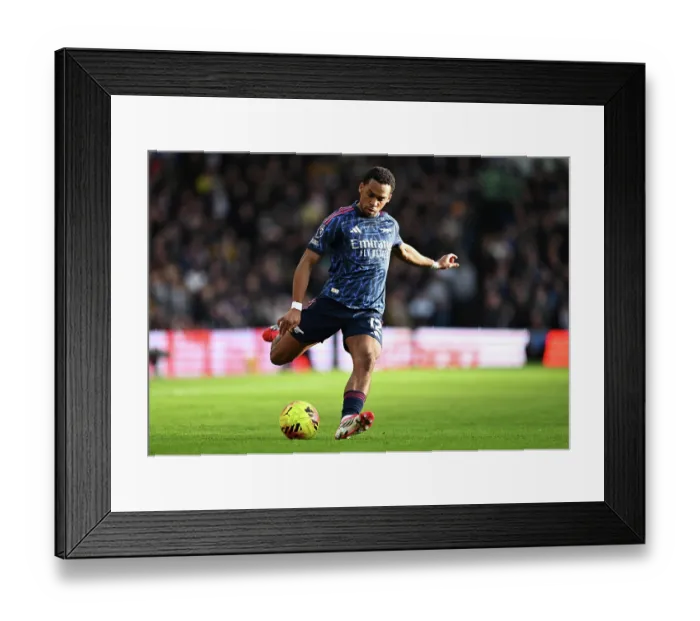 Framed Print : Leeds United v Arsenal - Premier League