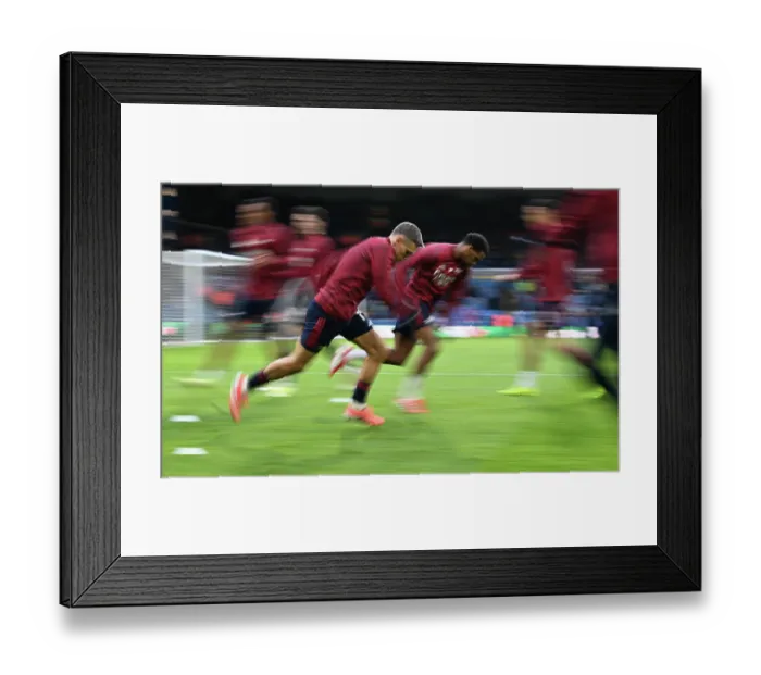 Framed Print : Leeds United v Arsenal - Premier League