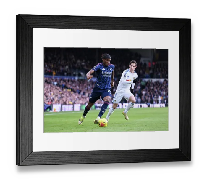 Framed Print : Leeds United v Arsenal - Premier League