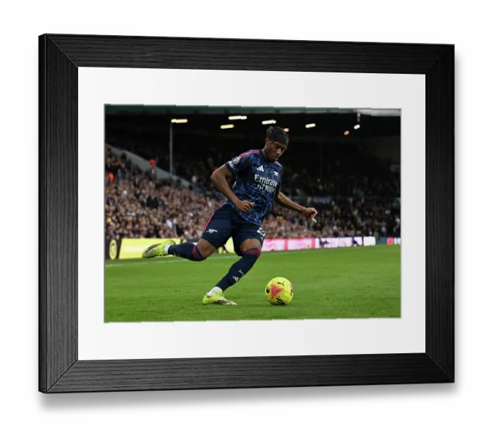 Framed Print : Leeds United v Arsenal - Premier League