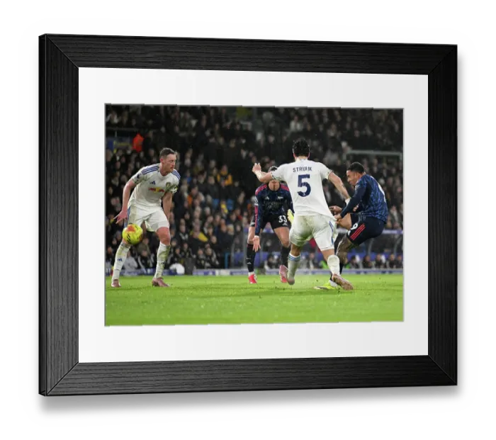 Framed Print : Leeds United v Arsenal - Premier League Framed Print : Leeds United v Arsenal - Premier League