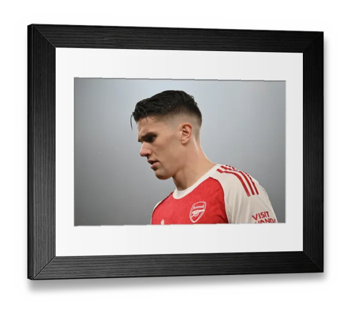 Framed Print : Arsenal v Chelsea - Carabao Cup Semi Final Second Leg