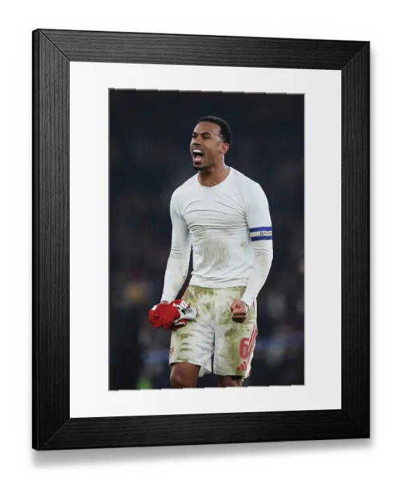 Framed Print : Arsenal v Chelsea - Carabao Cup Semi Final Second Leg Framed Print : Arsenal v Chelsea - Carabao Cup Semi Final Second Leg