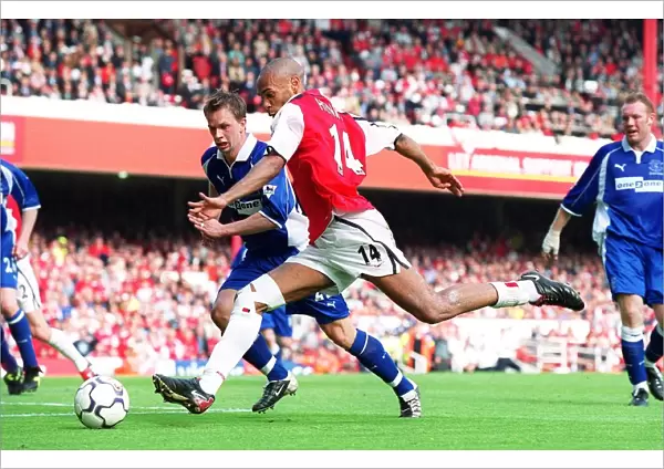 Thierry Hnery (Arsenal) Tobias Linderoth (Everton). Arsenal 4: 3 Everton, F. A