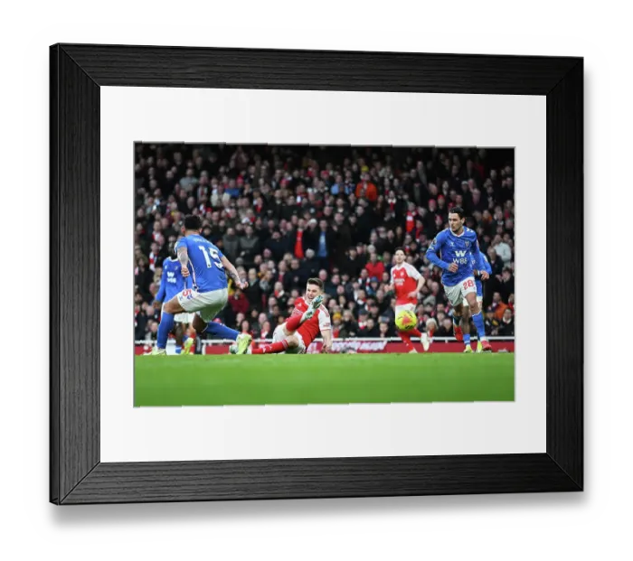Framed Print : Arsenal v Sunderland - Premier League